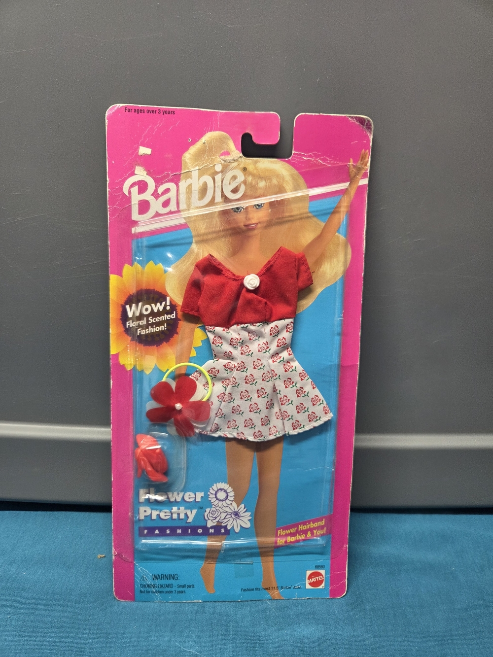 1995 BARBIE FLOWER PRETTY FASHIONS FLOWER Red & White Rose Dress #68580